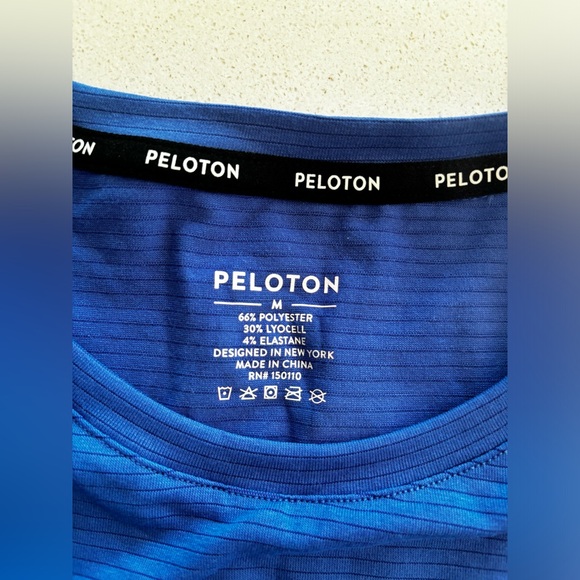 Peloton Men’s Light Lines Set In Short Sleeve - Picture 6 of 9